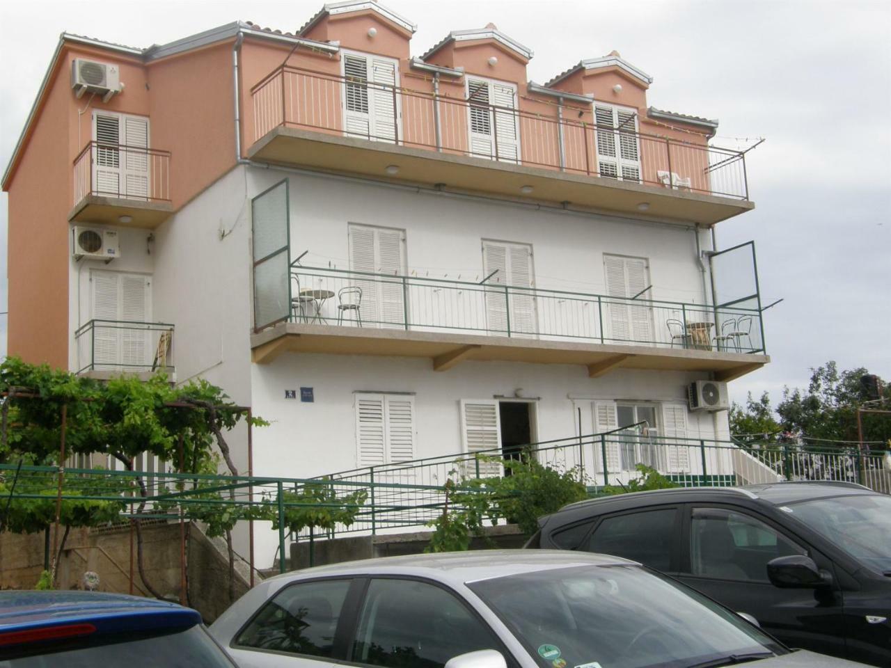 Apartment Josko Primošten Buitenkant foto